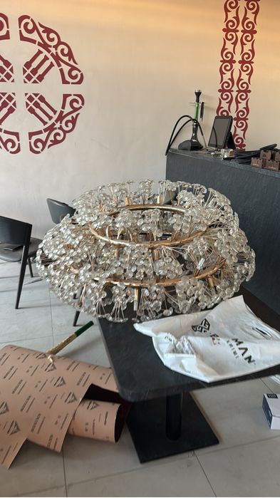 Продаю люстру 2 шт