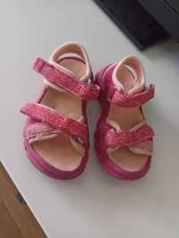 Vand sandale pentru fetite, QUECHUA - Dechatlon, marimea 24-25.