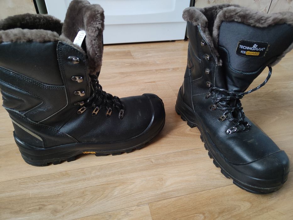 Берцы зимние фирменные