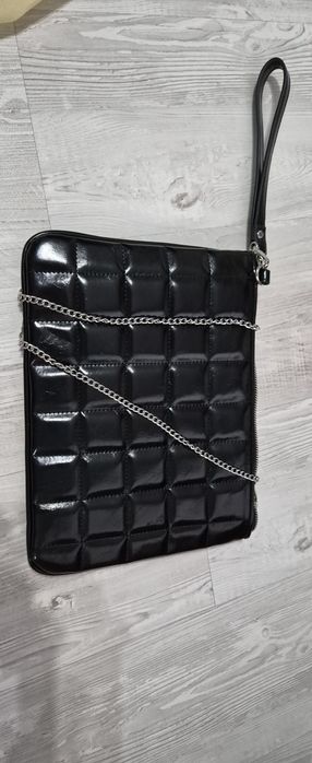 Мека обемна чанта