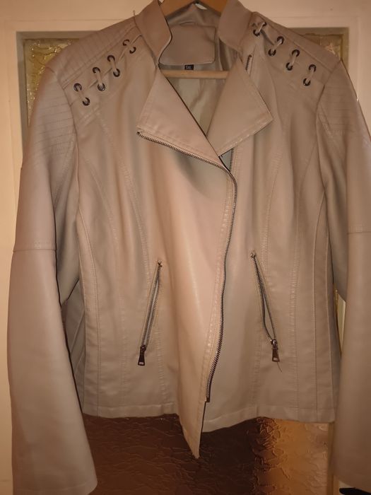 Дамско кожено яке