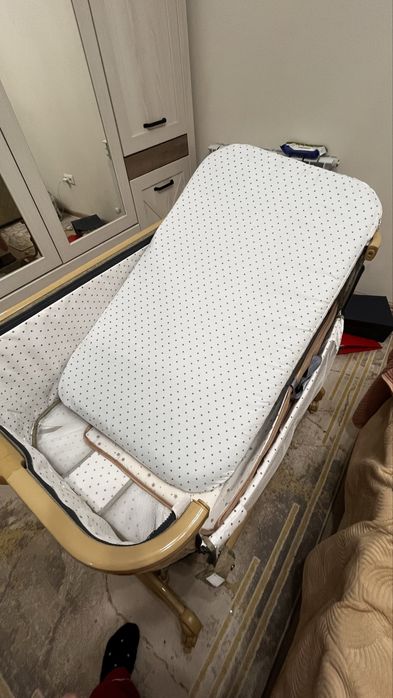 Манежка-кровать для ребенка