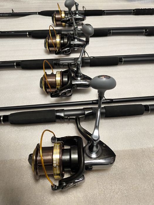 SET 4 Lansete Somn 3.0m Diamant ALB CatFish + 4 Mulinete GB 8000