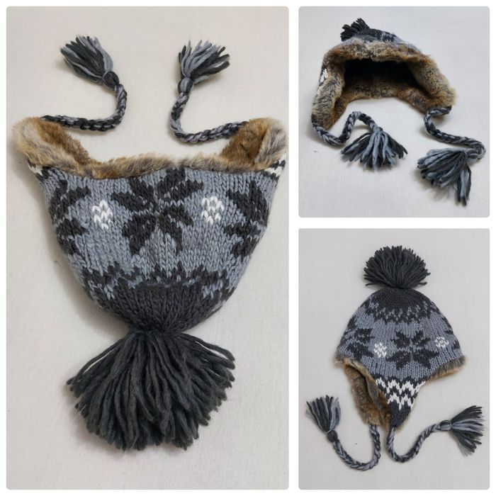 Caciula tricotată BARTS design nordic căptușită cu blană lână One Size