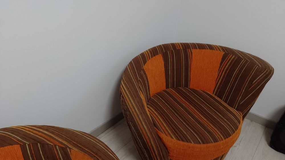 Vând set fotolii tip scoica/stare f buna/