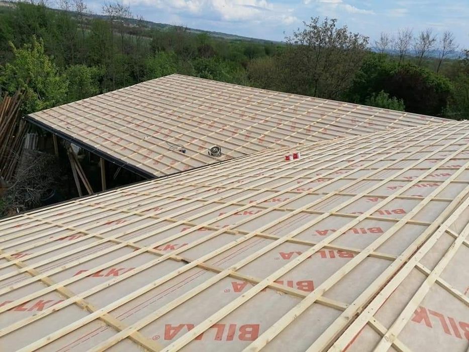 Executam acoperisuri de A la Z si reparatii de Urgenta