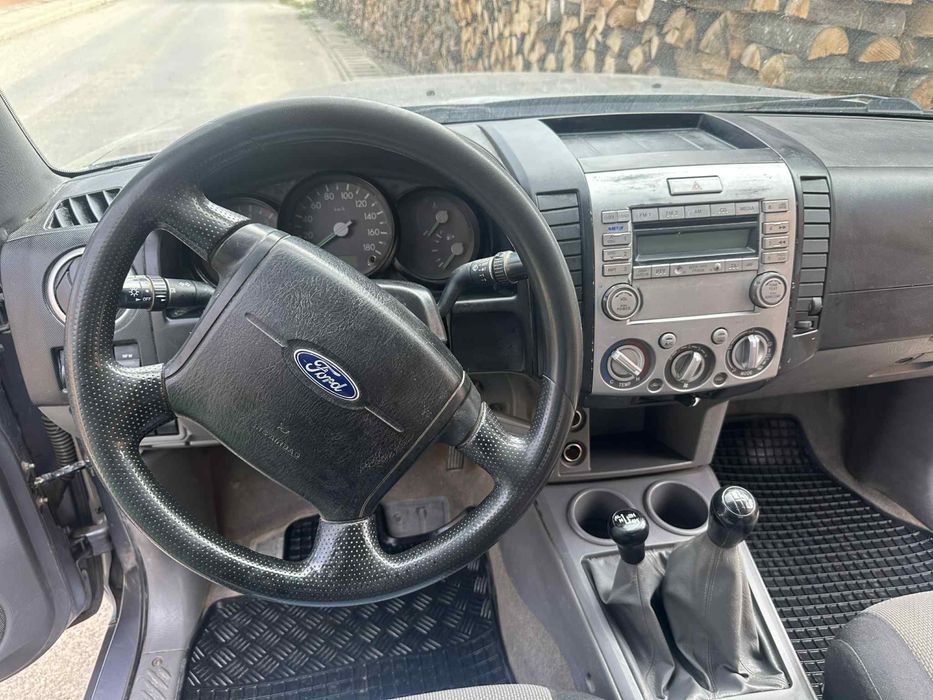 Vând Ford Ranger