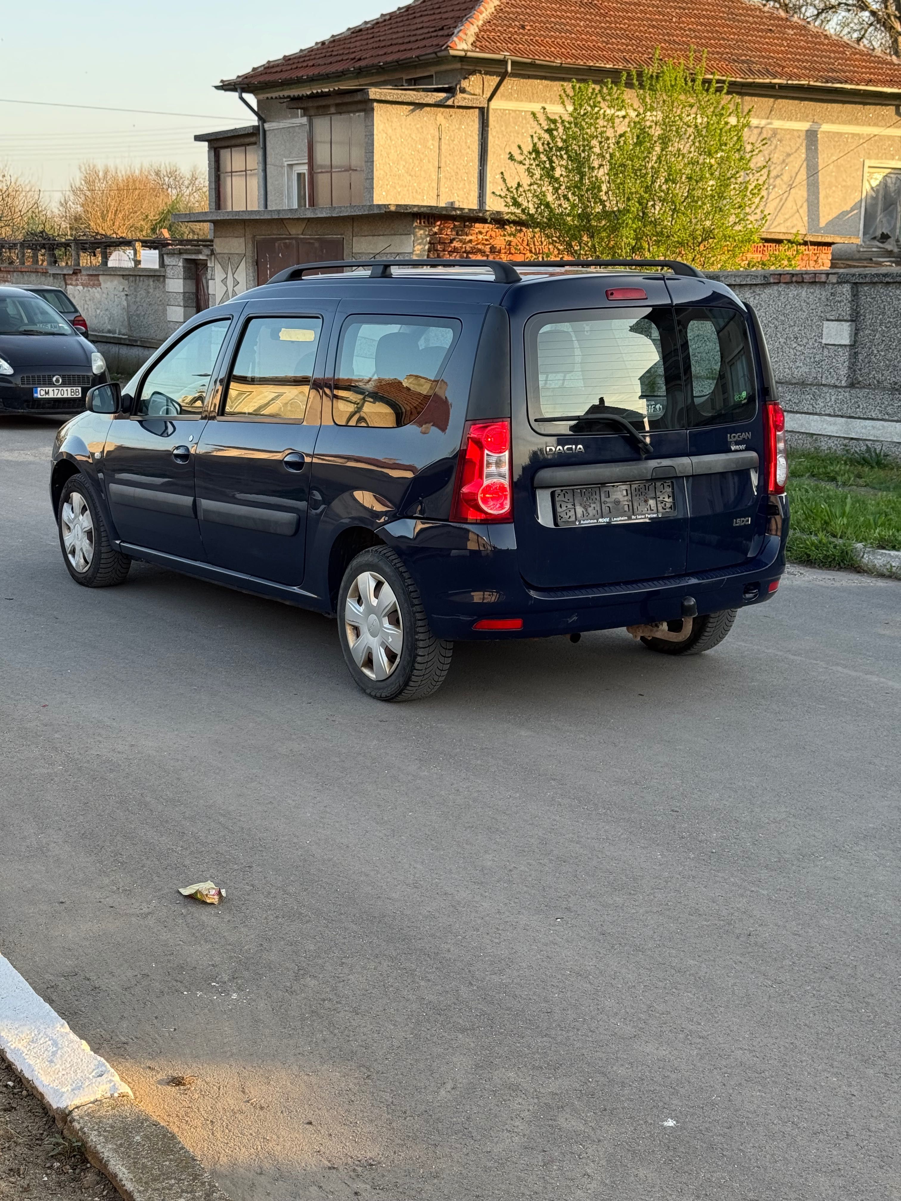Daciq Logan 1.5 dci 2012 Година