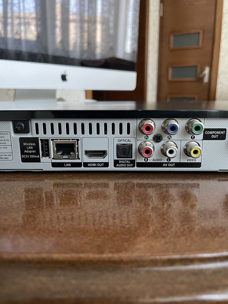 Blu-ray-плеер Samsung BD-D5500