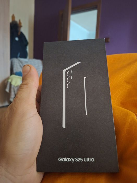 Продавам Samsung s25 ultra 256 gb Silver