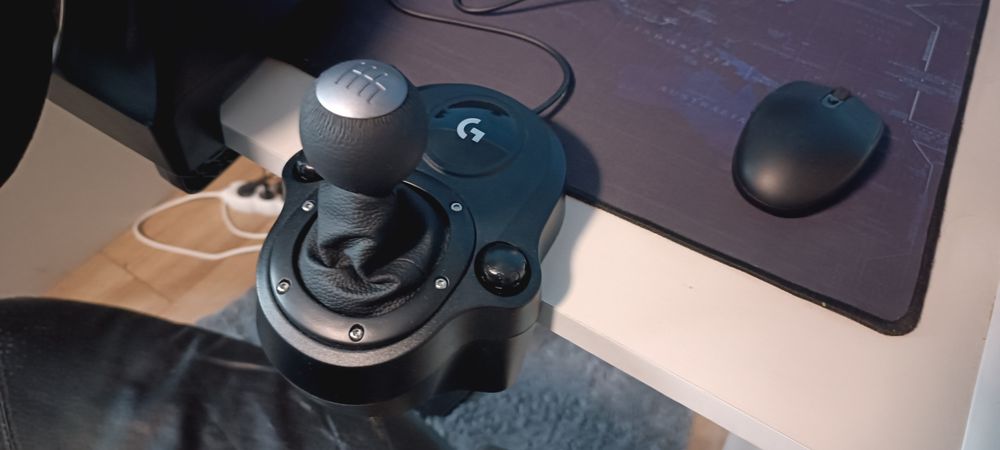 Logitech G29 Волан с Педали + G29 Shifter