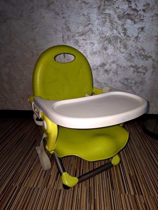 Scaun masă/înălțător Chicco pliabil.