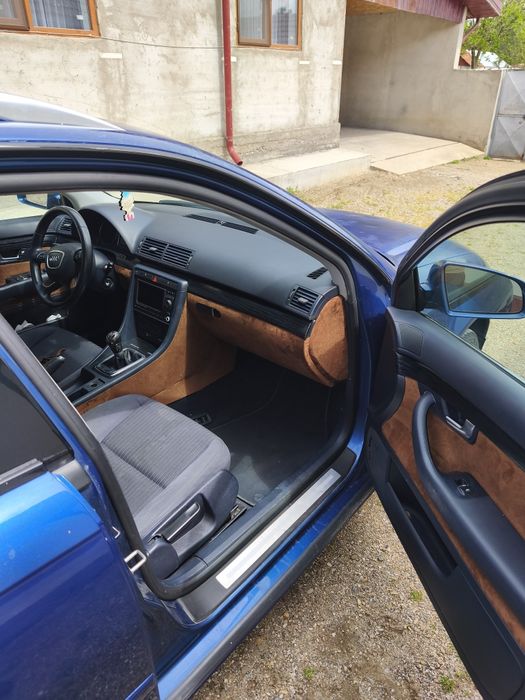 Vând sau schimb A4B7