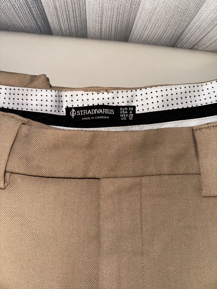 Дамски панталон Stradivarius
