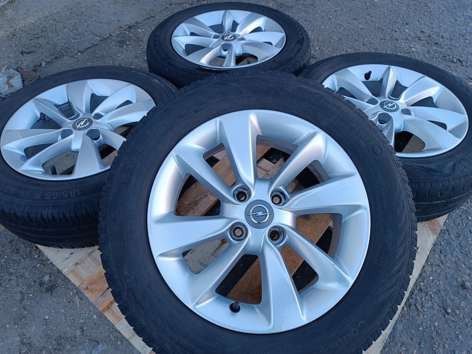 Лети джанти 15ки 4х100 Opel + летни гуми 185/65/15 Continental