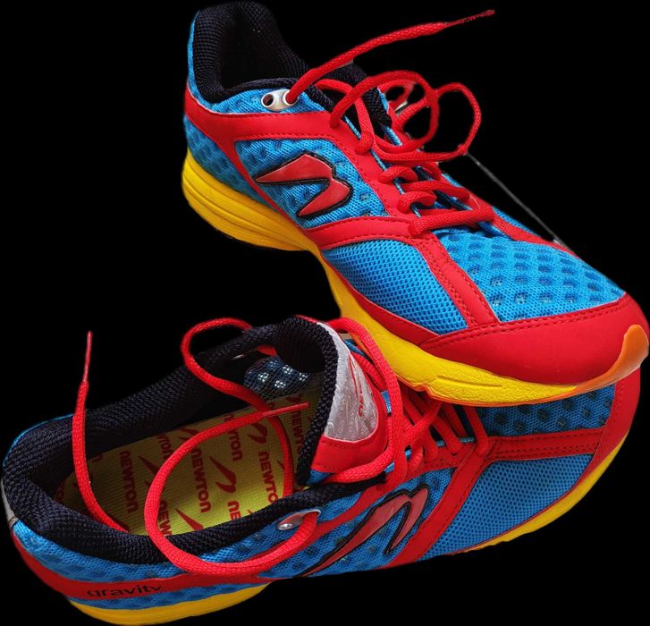 adidasi alergare Newton Gravity marimea 42.5