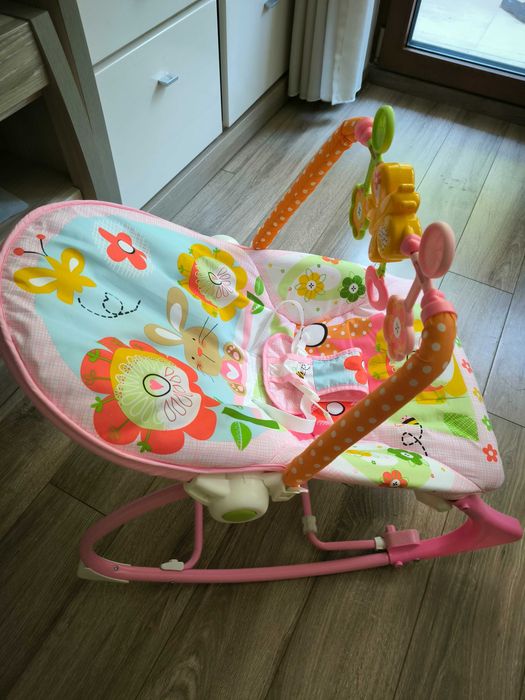Шезлонг за бебе с вибрация