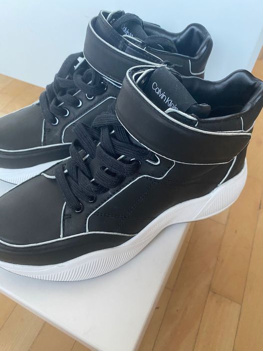 Елегантни обувки естествена кожа и боти Calvin Klein 36 номер