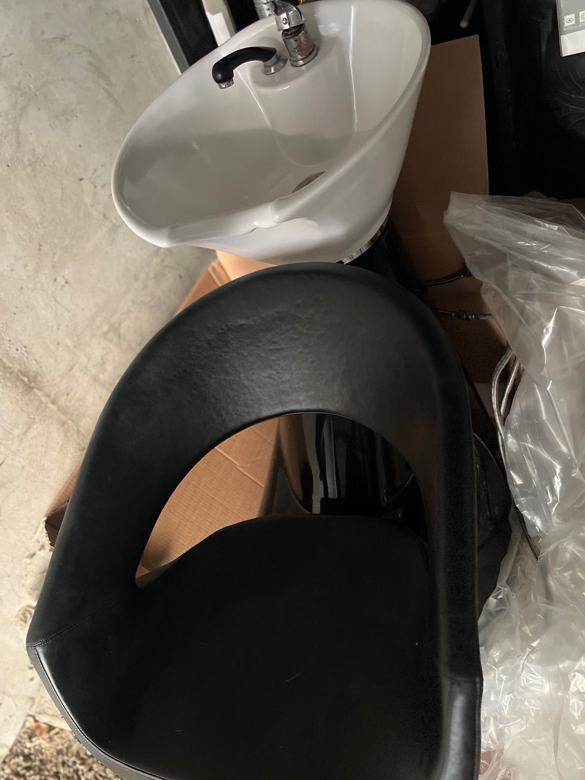 Професионален фризьорски стол Maletti