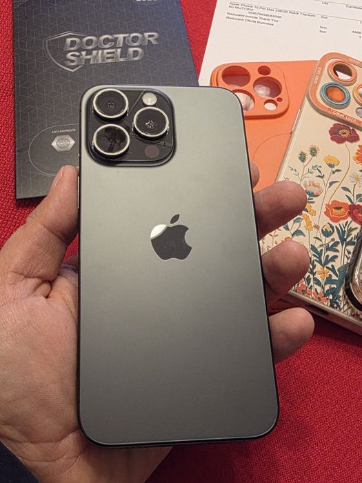 iPhone 15 Pro Max 256 Black Titanium impecabil,  ca nou, garanție