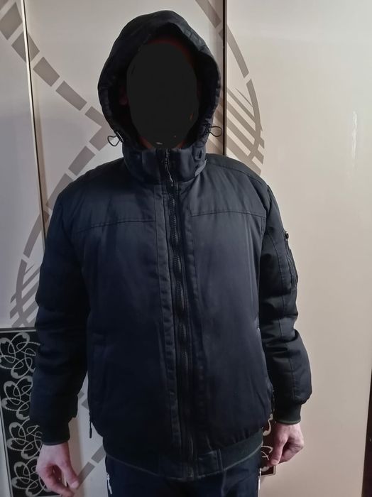 Продам зимнюю куртку!!!