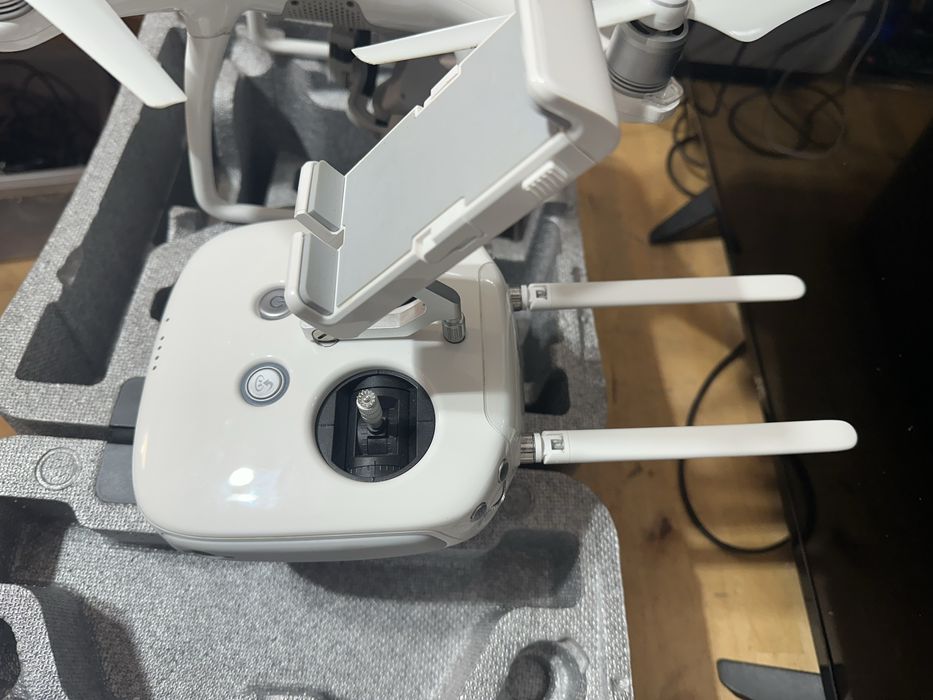 Drona dji phatom 4 pro