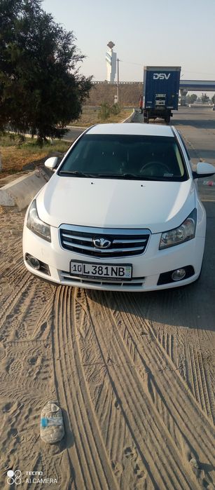 Ласети круз 2009