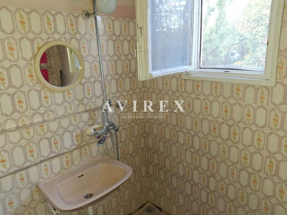 Продава се Тристаен апартамент в Пловдив, Кючук Париж - 82 кв.м за 1196 €/кв.м - Снимка #11