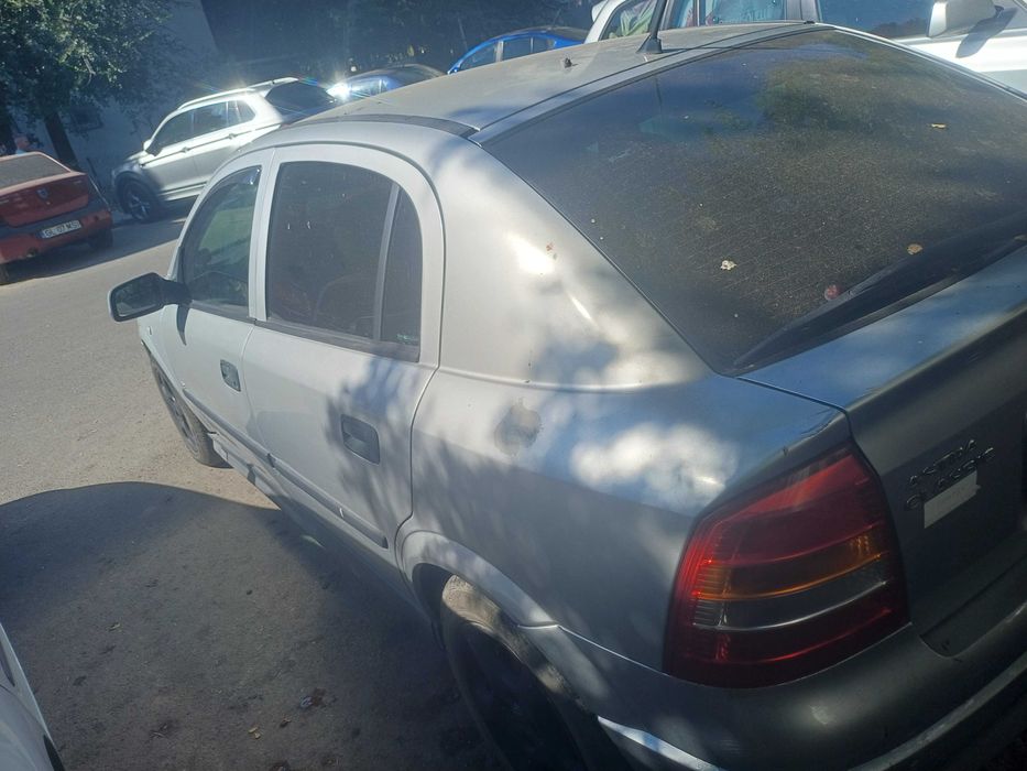 Autoturism opel astra g