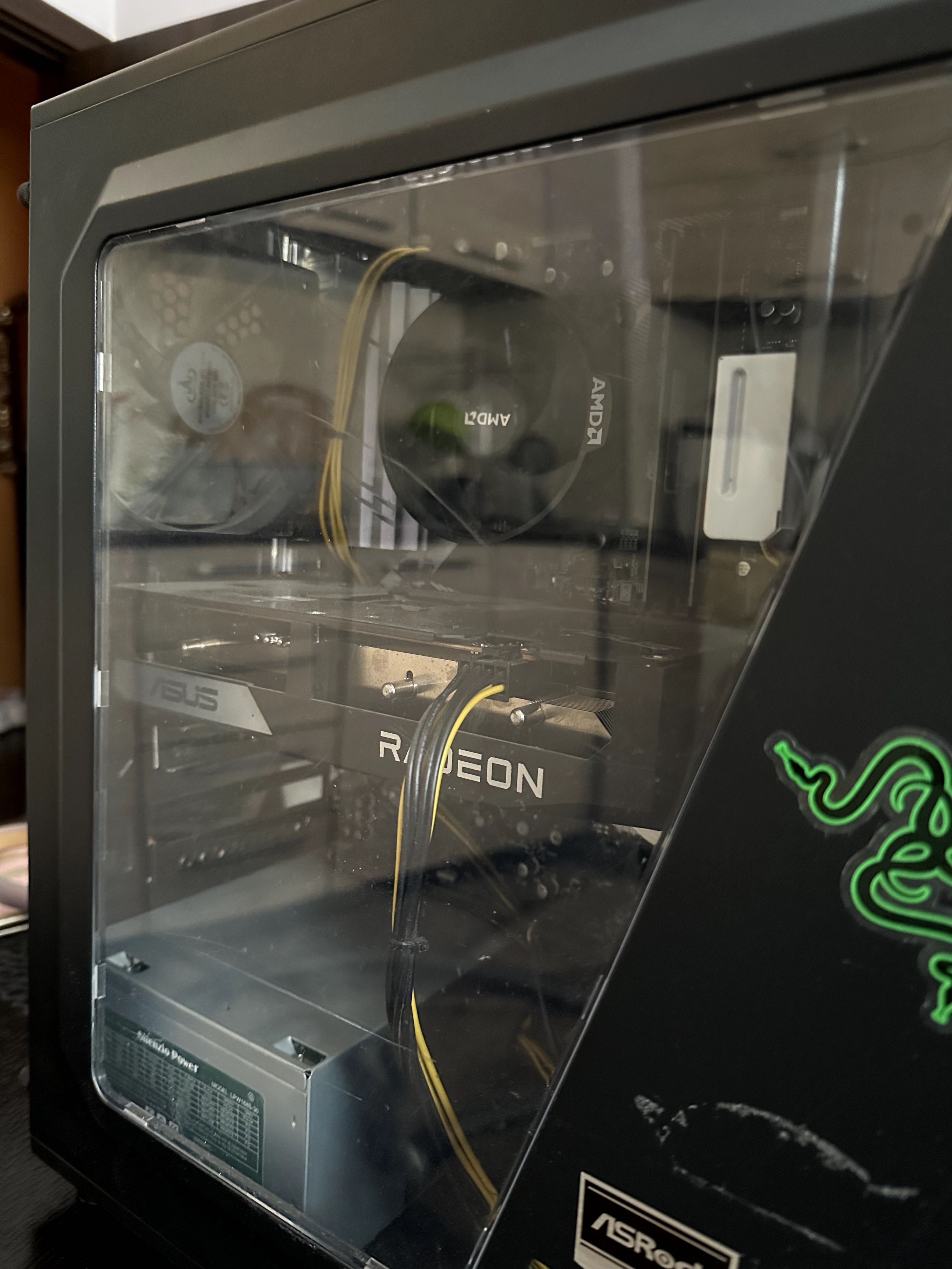 Компютър Ryzen 5 5600G, AMD RX 6600, 16 GB Ram, M.2 SSD + Монитор