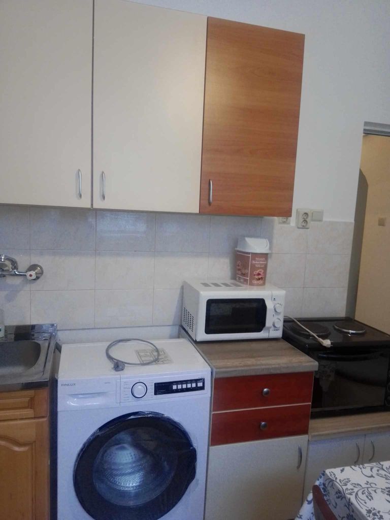 Дава се под наем Едностаен апартамент в София, Оборище - 42 кв.м за 400 € - Снимка #1