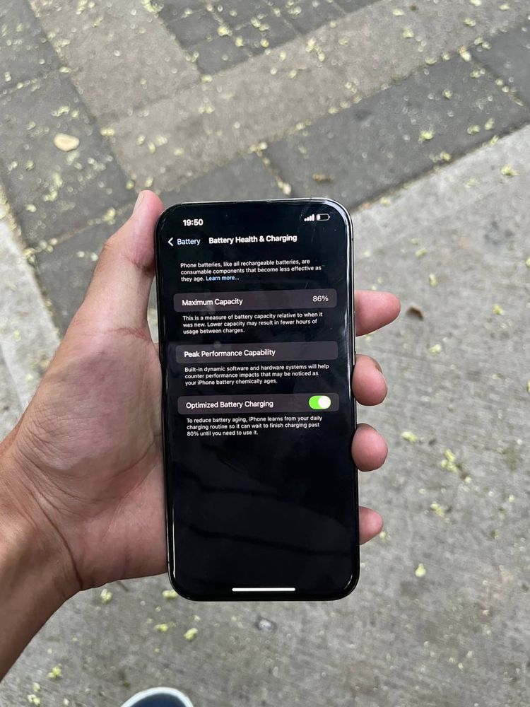Iphone 13 pro max sotiladi !