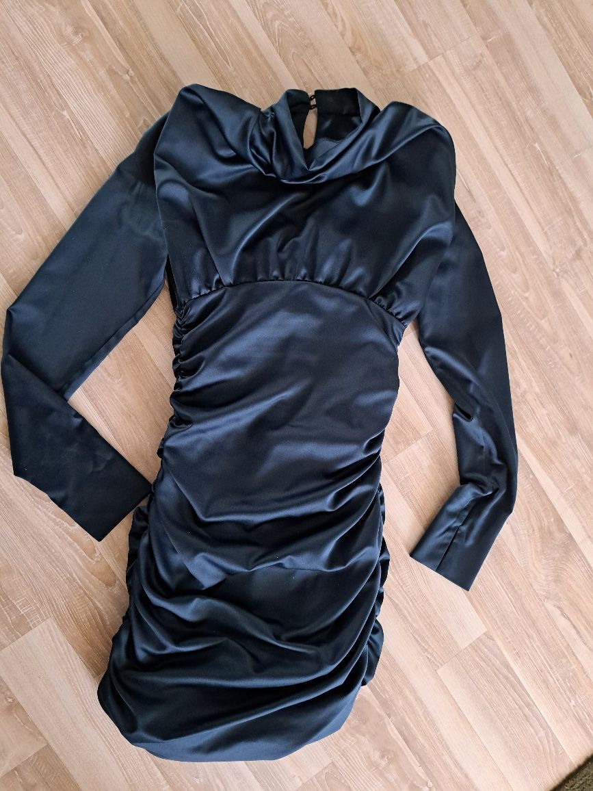 2 платья нарядных