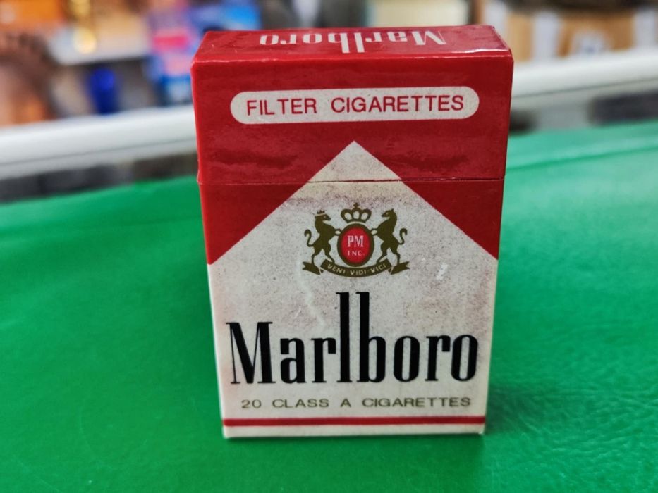 Стара запалка marlboro