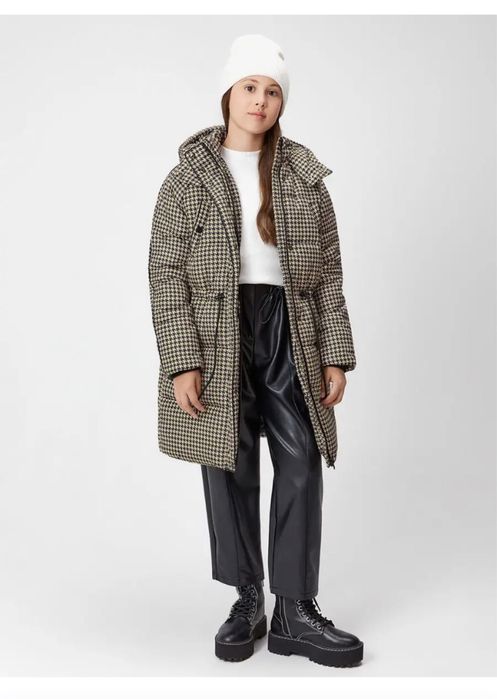 Новое. Стильное зимнее пальто. Россия