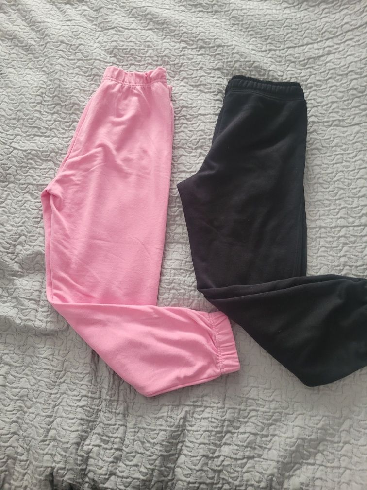 2 perechi Pantaloni de trening marime L