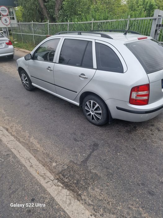 Vând Skoda Fabia