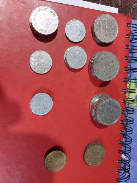 Vand monede de 100 lei ani diferiti si altele