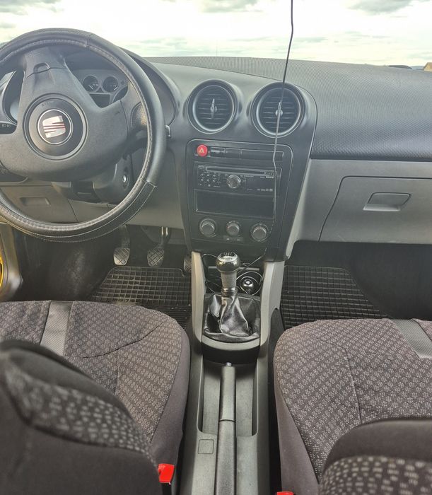 Seat Ibiza, 1 4 benzina, 86CP, proprietar acte