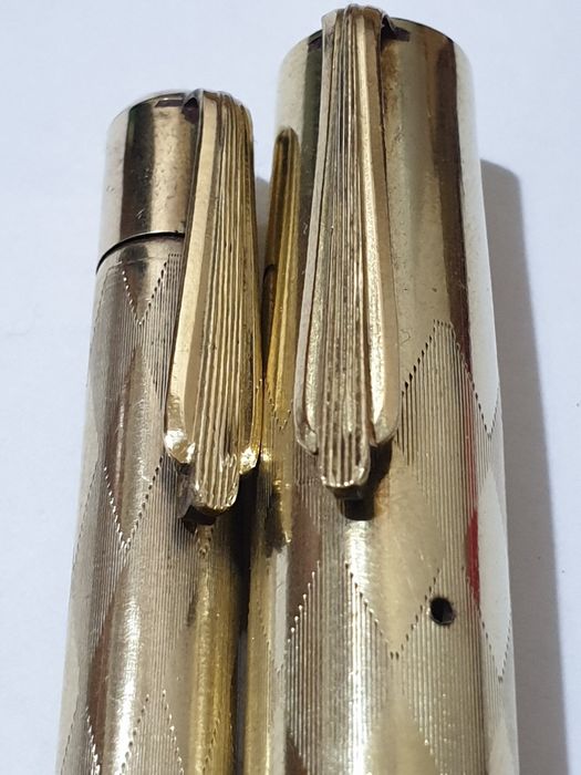 Stilou Zenith aur vintage