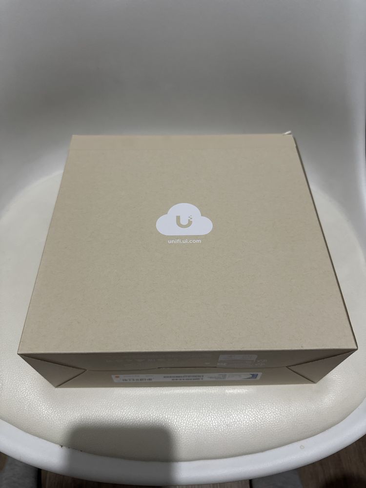 Ubiquiti Точка доступа UniFi U7 Pro