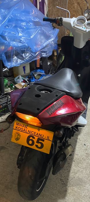 Vand sau schimb Yamaha aerox acte la zi fiscal carte rar totul la zii