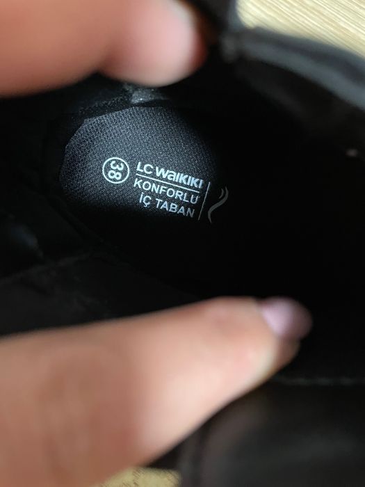 Черни есенни кожени боти