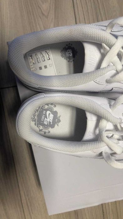 Nike Air Force 1 LE (GS) Triple White 40