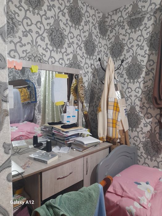 Kirmoshin.2500.Shikaf 2.500. Xoladenlik 5.000. Gilam 2.500. Spalni 1