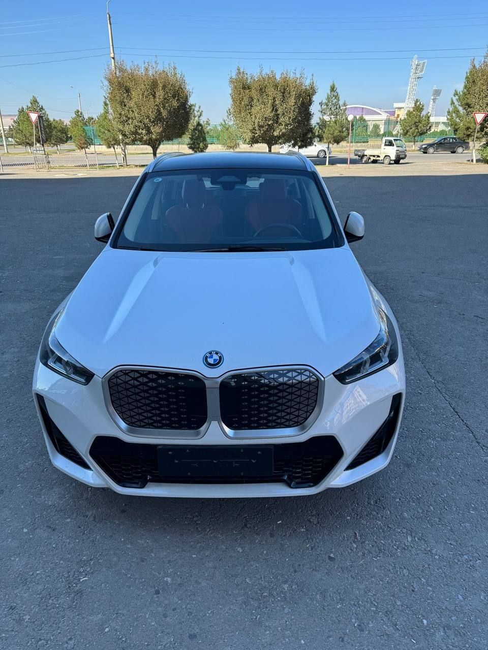 BMW IX1 edrive 25L