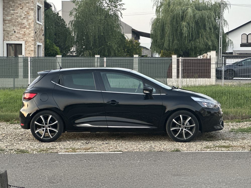 Renault clio 0.9 2014