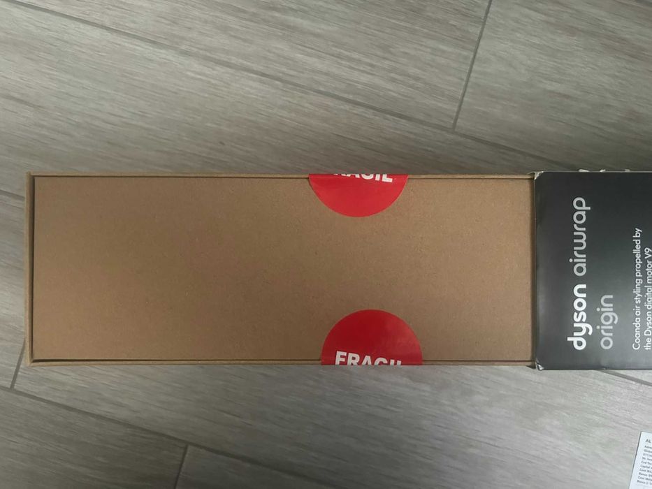 Dyson AIrWrap HS05, invelis ceramic, nichel-cupru. Nou si in Garantie