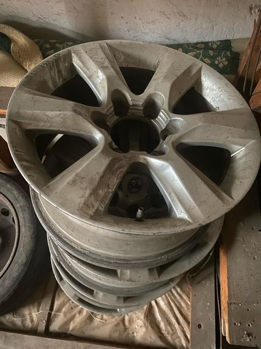 Продам диски от Тойоты Прадо (оригинал)