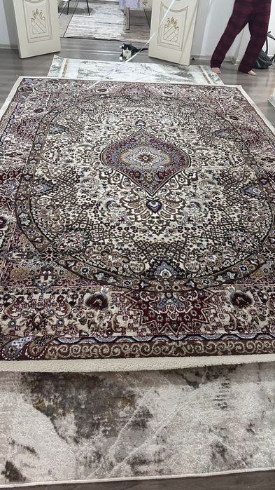 продаётся ковер.